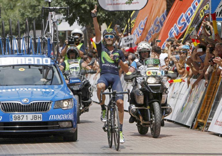 El ciclista José Joaquín Rojas, del Movistar, se proclama vencedor de la prueba en línea del Campeonato de España de Ciclismo disputada en Concentaina (Alicante).