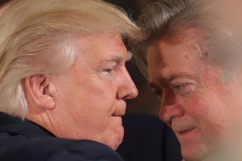 Steve Bannon es el jefe de estrategia política de Donald Trump