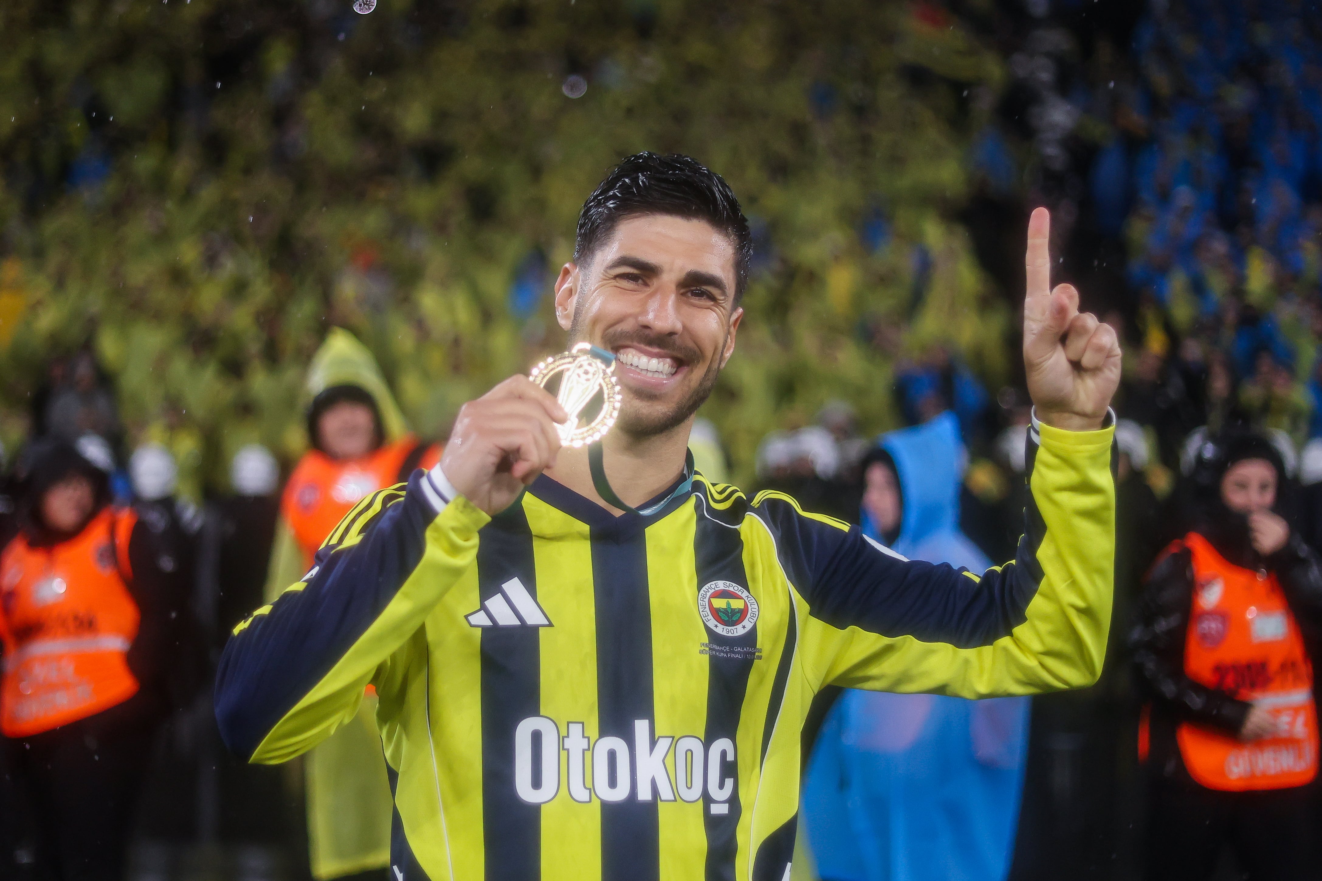 Marco Asensio tras ganar la Supercopa con el Fenerbahçe