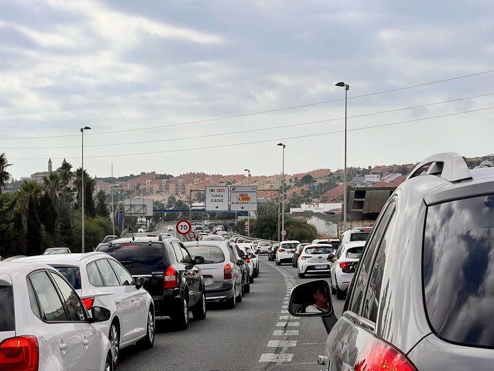 Cola de coches en Algeciras