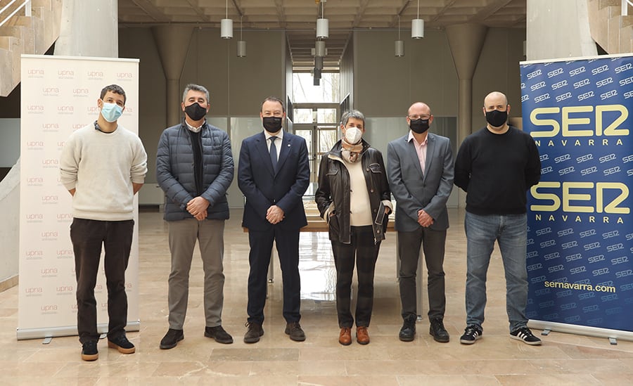 La UPNA recibe la colección de grabaciones realizadas por el periodista y escritor Javier Pagola Lorente