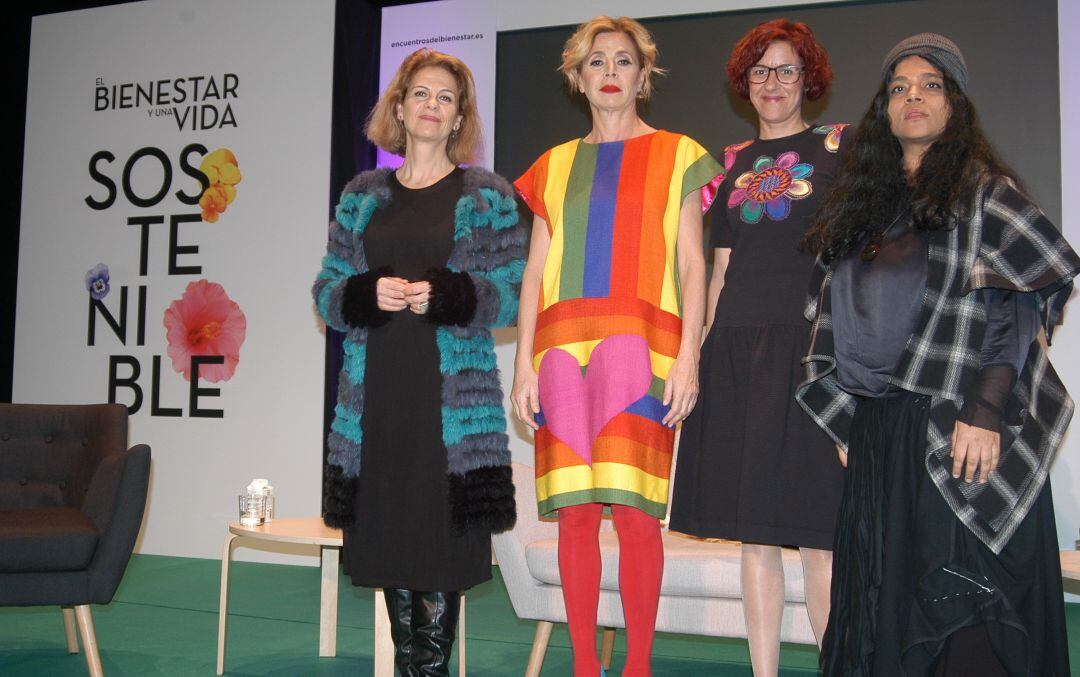 De Izq a Dcha: Patricia Soley, Aghata Ruíz de la Prada, Kavita Parmar y Marina López