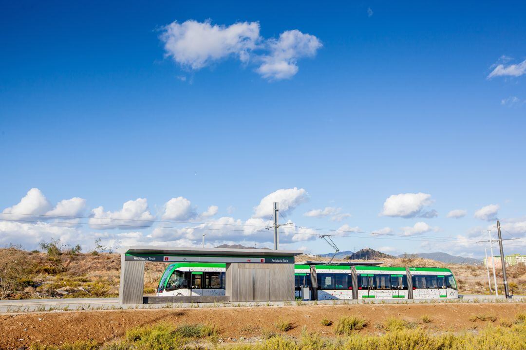 Parada del metro en Andalucía Tech