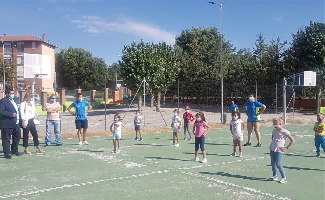 Unos 700 niños participan en los campamentos de verano