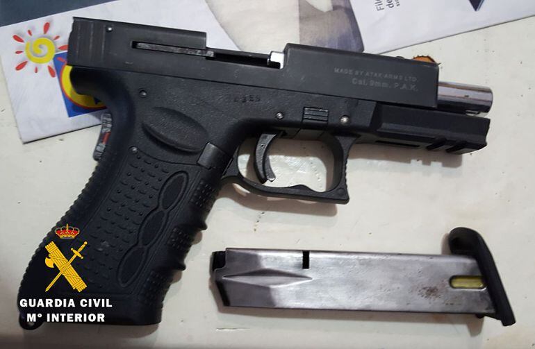 Arma de fuego incautada por la Guardia Civil el marco de la OPERACIÓN “CIPRINUS”