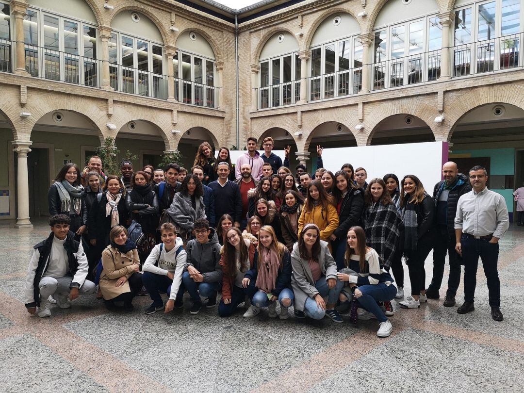 Recepción en el ayuntamiento de Cazorla de los estudiantes franceses