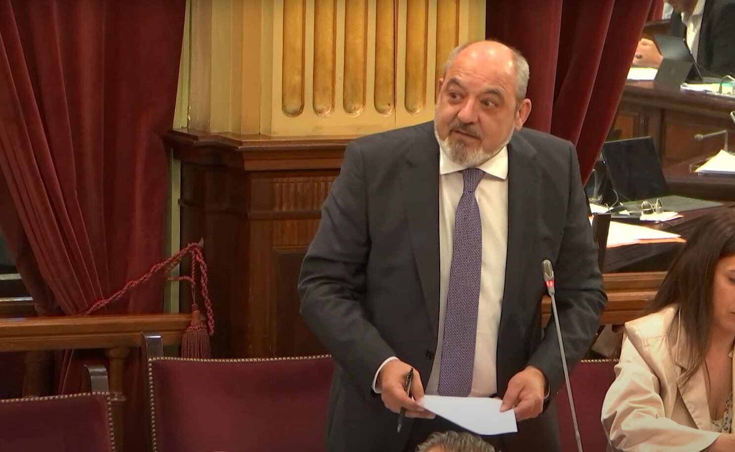 Sergio Rodríguez, diputado de Vox, en su intervención el 1 de abril en el parlament de Baleares