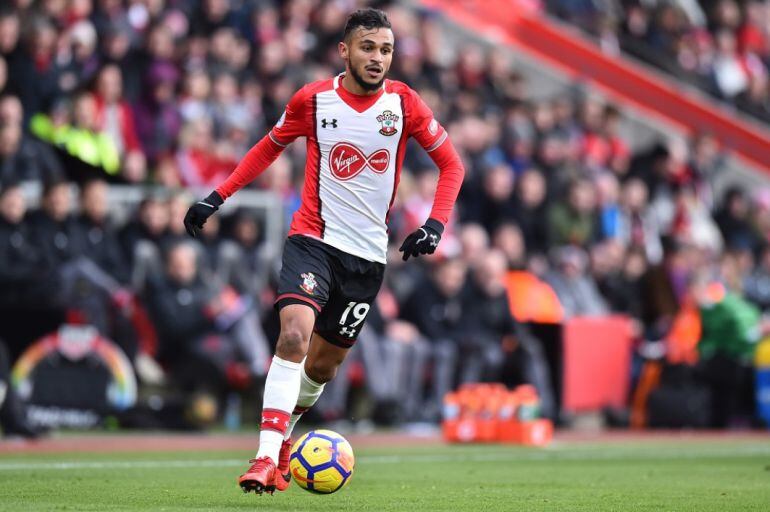 Sofiane Boufal durante un partido con el Southampton