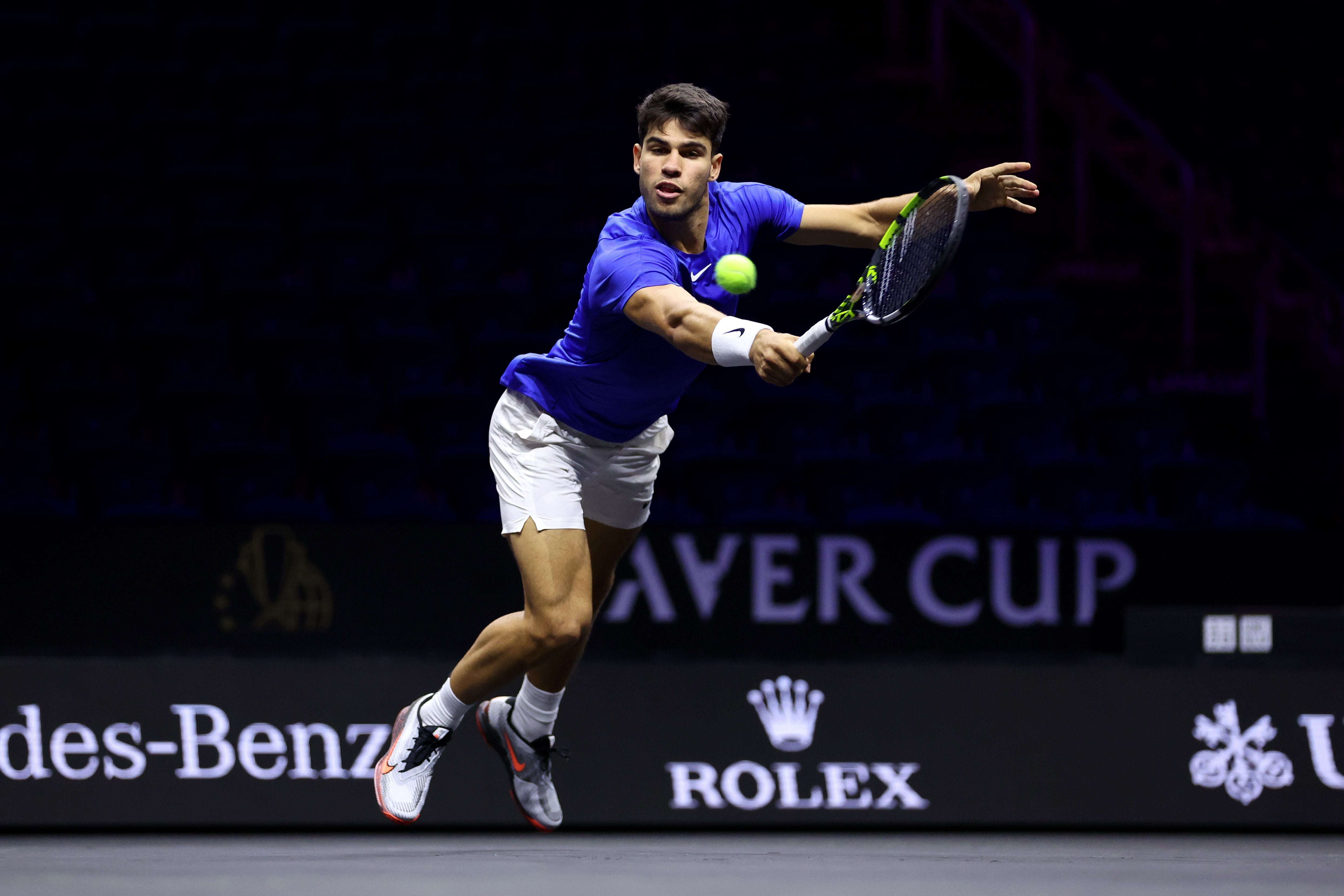 Carlos Alcaraz se entrena en la previa de la Laver Cup 2024