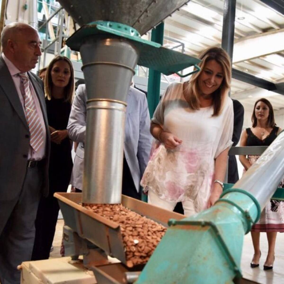 Díaz pide "salarios dignos y costes adecuados" para conseguir el relevo generacional en el campo