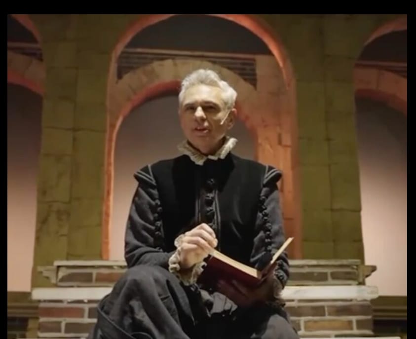 Antonio Ródenas interpretando a William Shakespeare