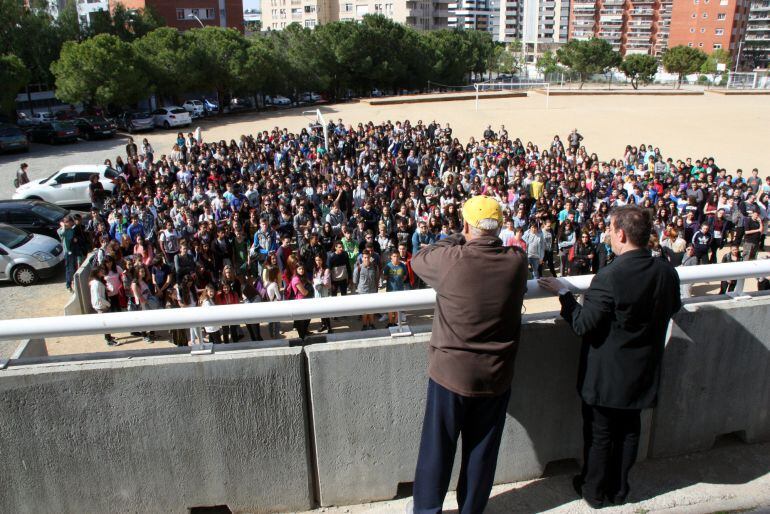 La comunitat educativa i institucions del Camp i l'Ebre expressen el seu condol per la mort d'un professor a Barcelona