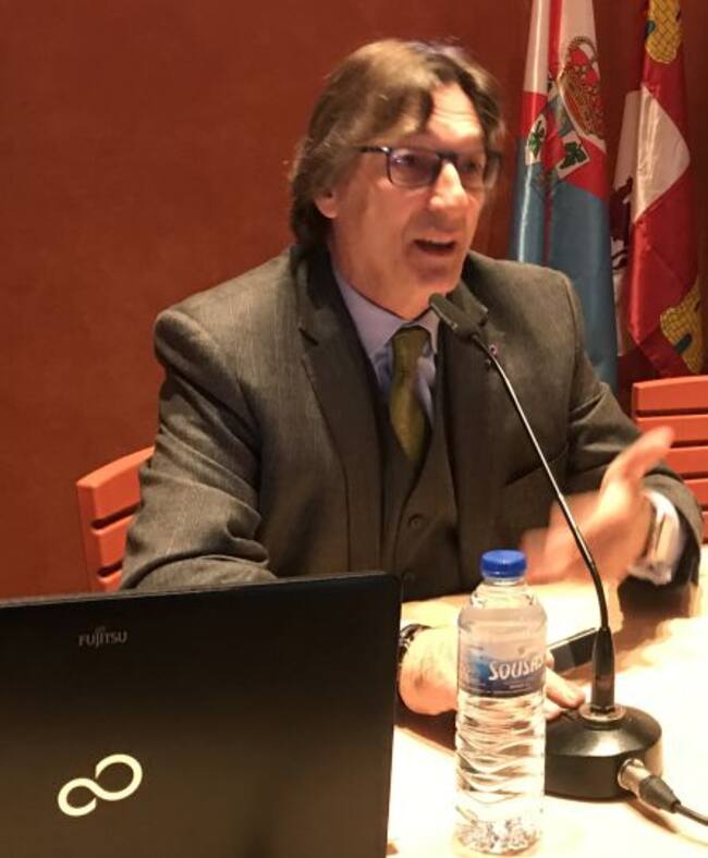 Sicólogo Miguel Pérez