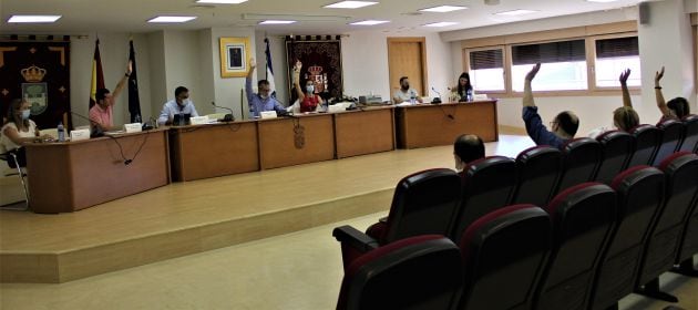 Votación adjudicación Edificio Usos Múltiples