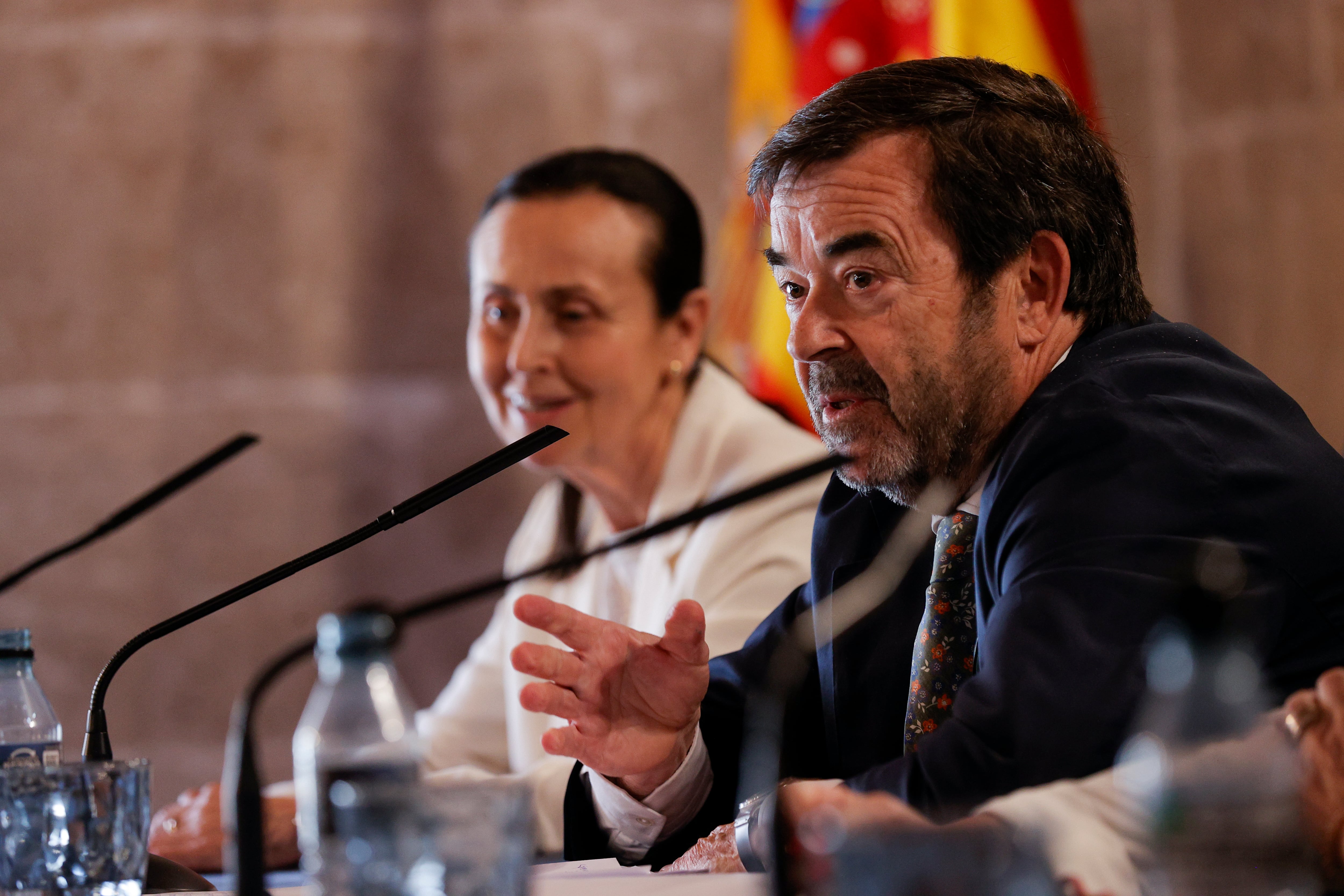 El presidente del Consejo General del Poder Judicial, Vicente Guilarte, junto a la presidenta del Tribunal Superior de Justicia de Valencia, Pilar de la Oliva