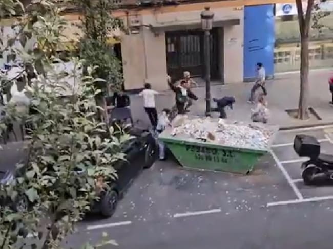 Nueva batalla campal en la calle Bilbao de València