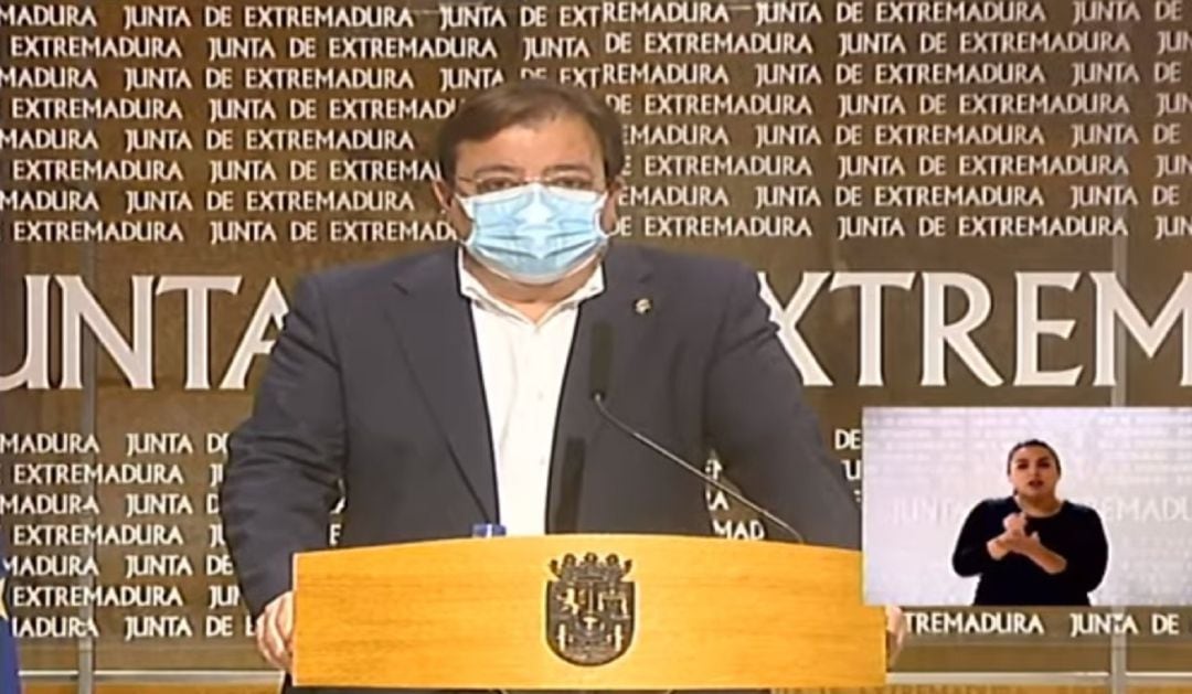 El Presidente de la Junta de Extremadura, Guillermo Fernández Vara, durante su comparecencia de hoy