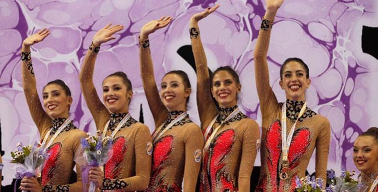 El equipo de gimnasia rítmica capitaneado por Alejandra Quereda