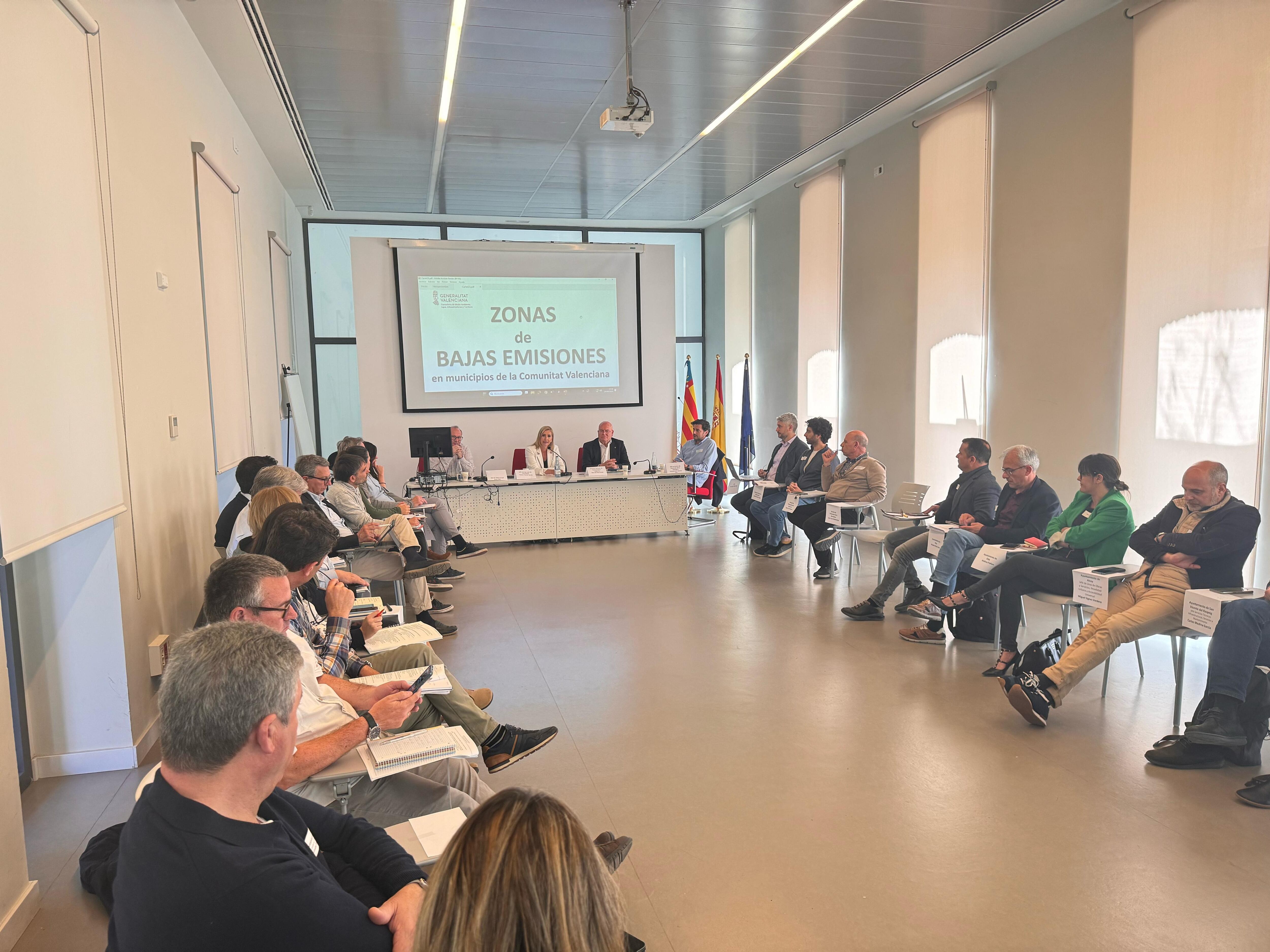 Reunión Zonas de Bajas Emisiones en la Consellería de Medio Ambiente