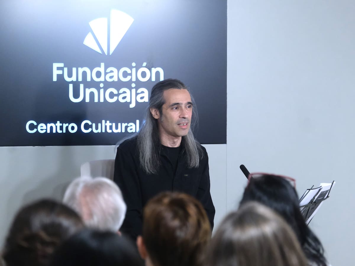 El poeta y dramaturgo Álvaro Tato protagoniza una nueva cita del ciclo de diálogos ‘Cultura 360º’ en Cádiz