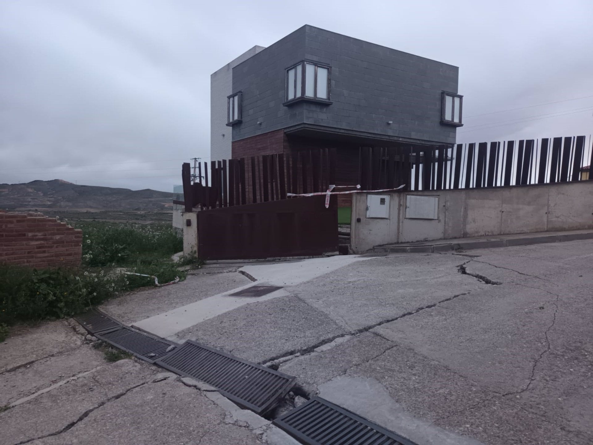 23/04/2022 Una de las viviendas afectadas por el deslizamiento de ladera en Autol
SOCIEDAD ESPAÑA EUROPA LA RIOJA
GOBIERNO DE LA RIOJA
