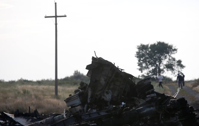 Restos del accidente de Malaysia Airlines, cerca del asentamiento de Grabovo en la región de Donetsk