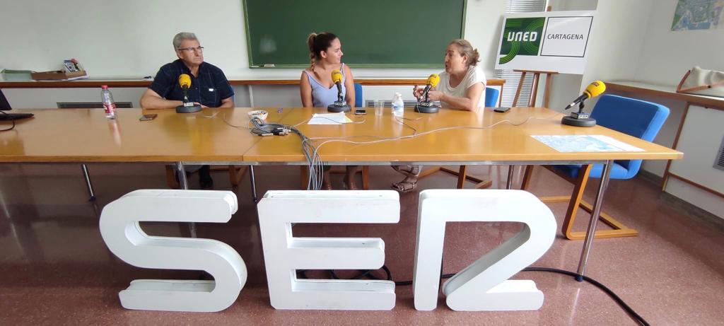 representantes de los distintos colectivos de la UNED Cartagena