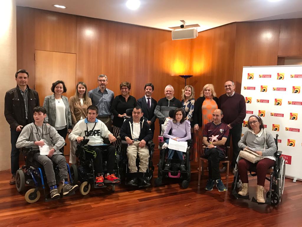 Participantes en la presentación de la 11ª Marcha Aspace Huesca