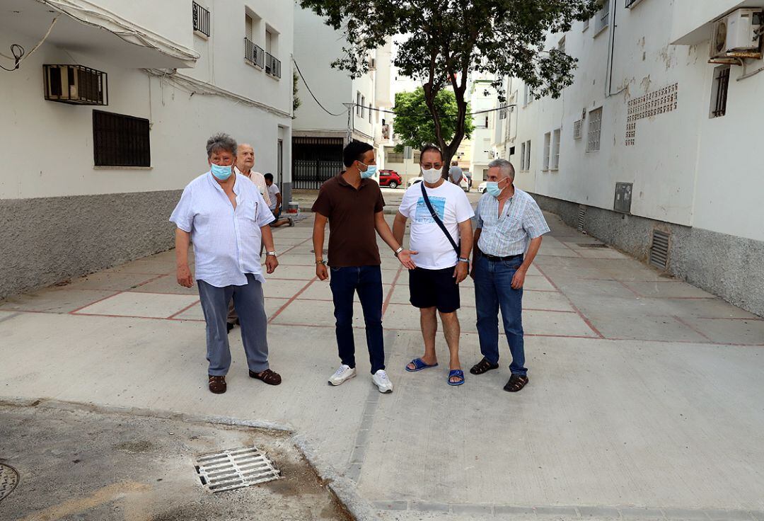 Visita a la barriada de Icovesa