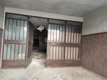 Interior del antiguo edificio de UGT Linares.