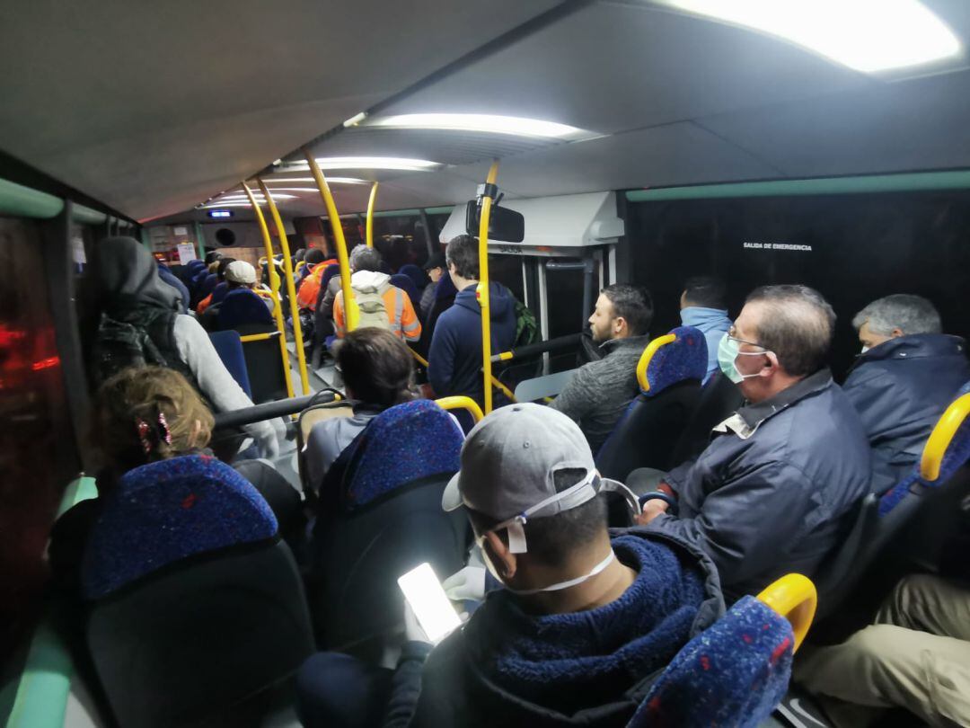 Autobús entre Algeciras y La Línea esta mañana.
