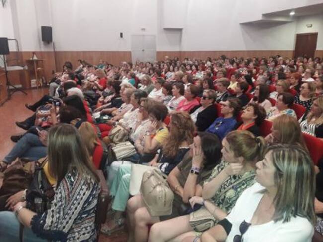 Casi trescientas mujeres de todoa la provincia se dieron cita en Quesada