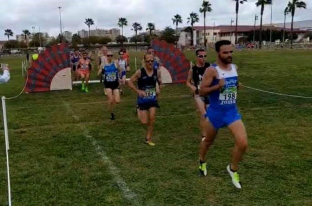 La Pradera de Chapín acogió el Campeonato Máster de Cross