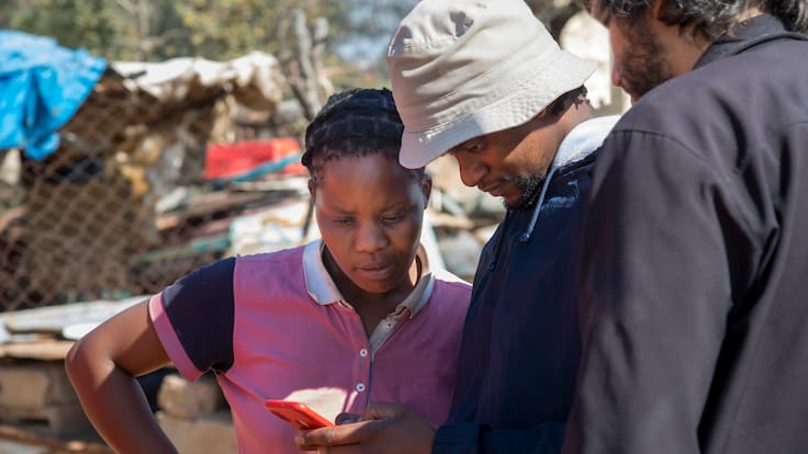 Juan Labrador nos cuenta la emoción de los migrantes tras conocer la noticia de regularizació