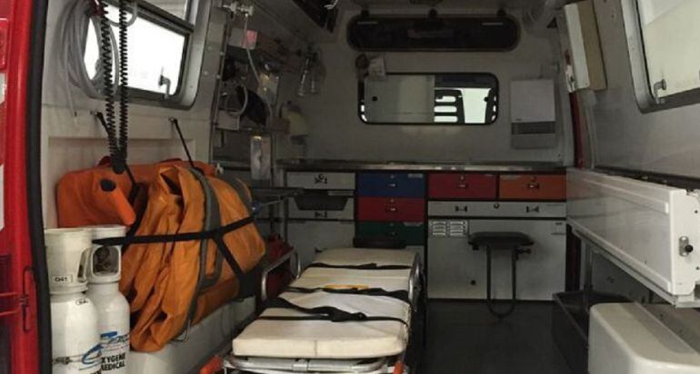 Interior de una ambulancia 