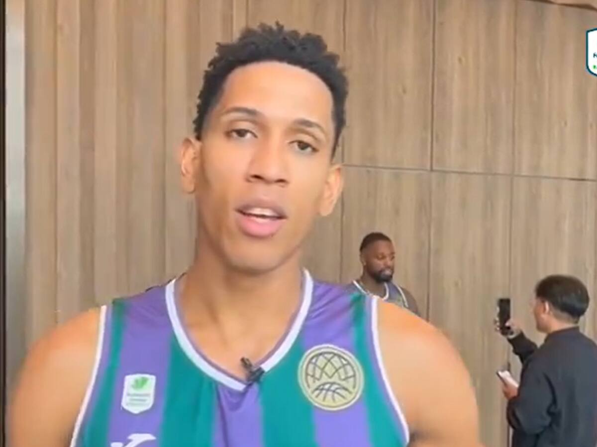 Tyson Pérez y su deseo en Singapur: ganar la Copa y volver con ella a Málaga