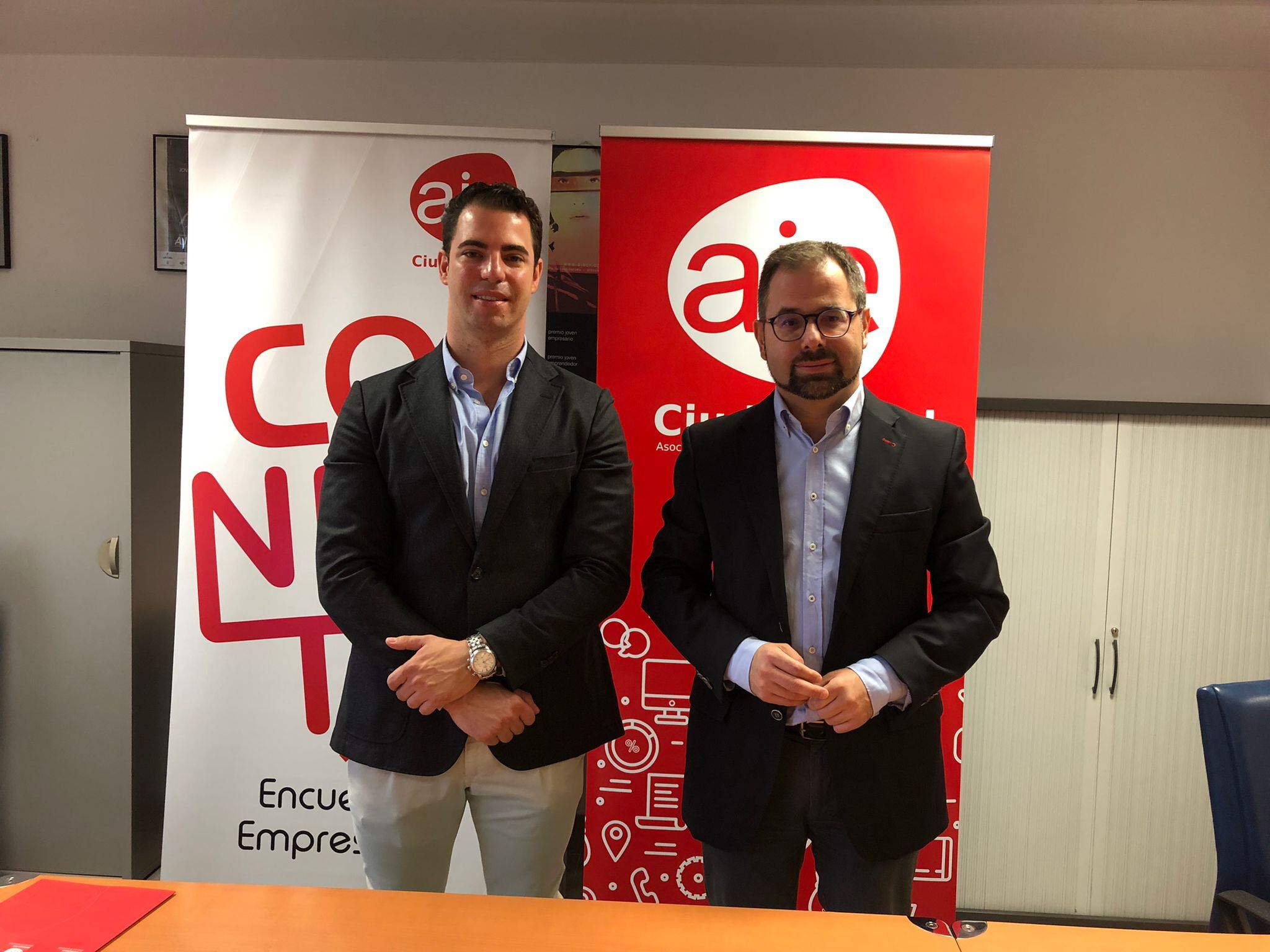 David Ballesteros y Gonzalo Redondo presentan el evento &quot;Conecta&quot; que tendrá lugar en Puertollano