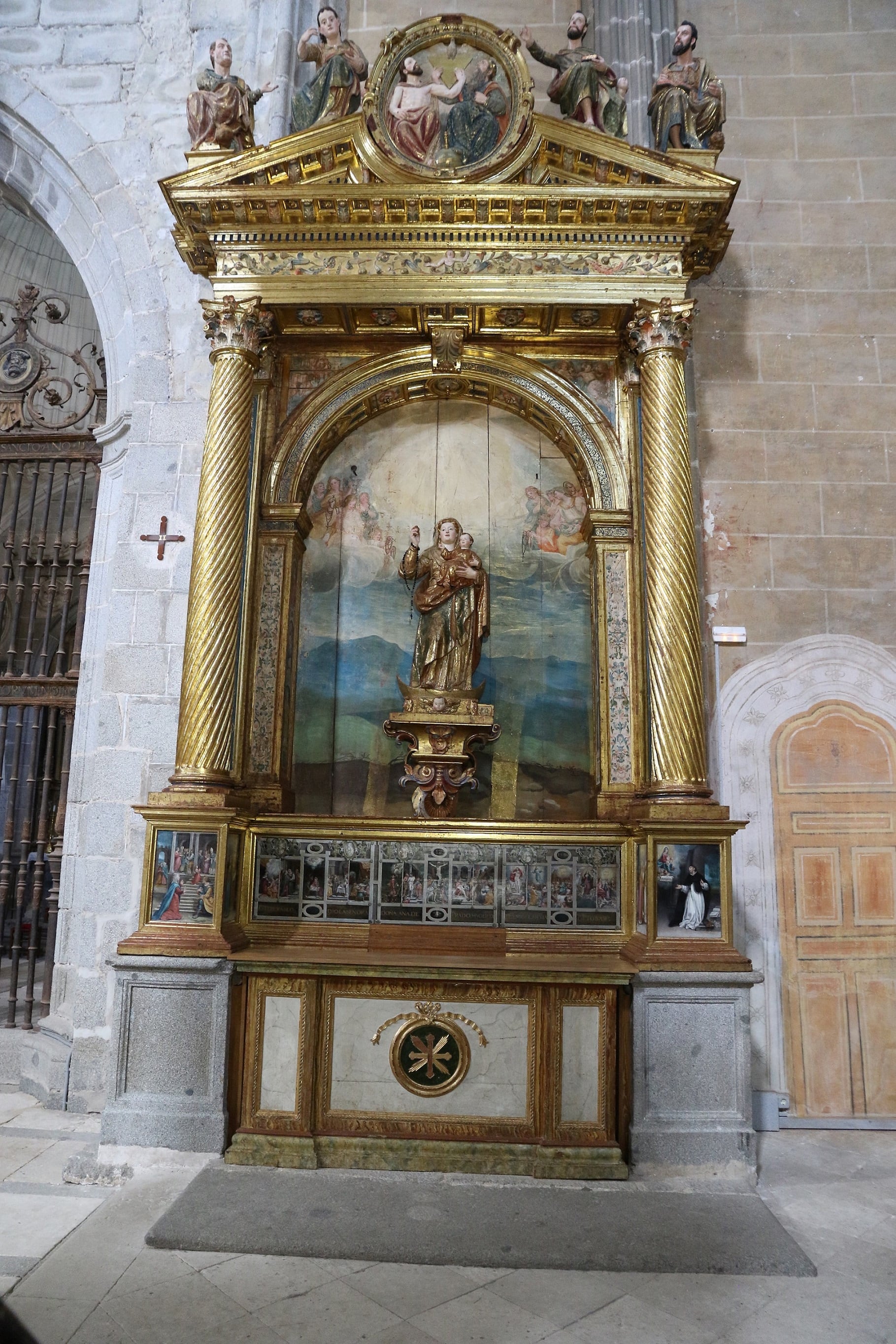 RETABLO VIRGEN DEL ROSARIO, VILLACASTÍN