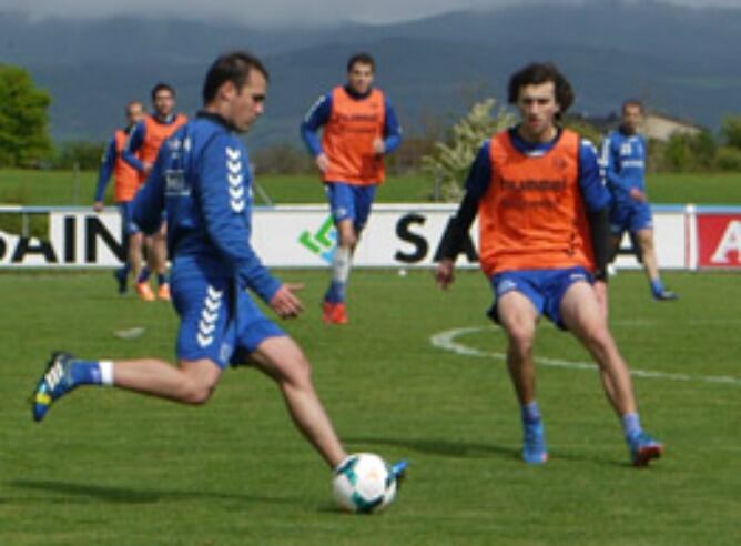 Ultimo entrenamiento del Deportivo Alavés en las instalaciones de Ibaia.