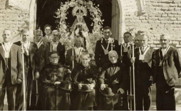 Cofradía de la Virgen del Carmen de Paredes de Nava (Palencia)