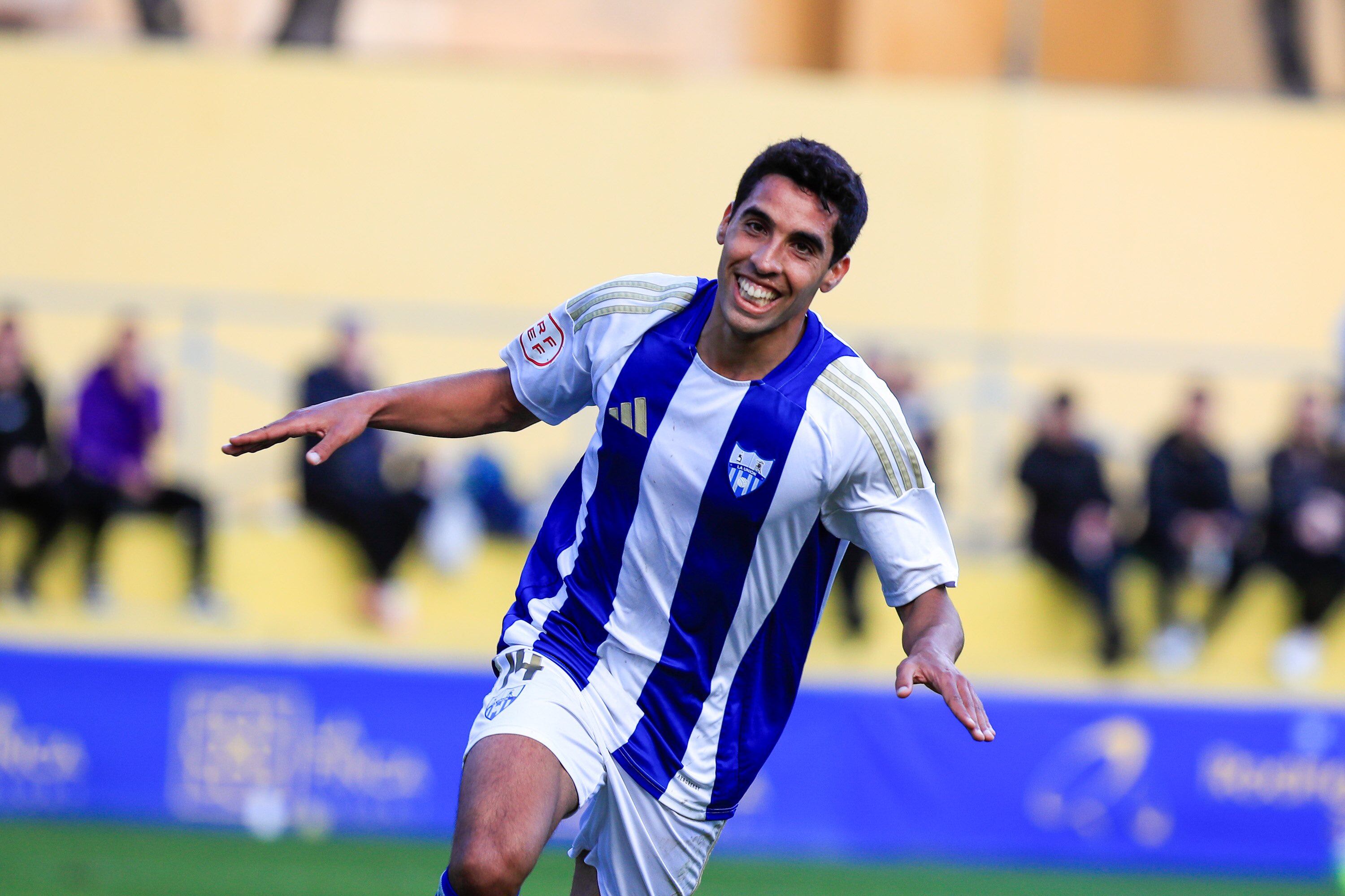 Karim celebra el primer gol unionense en Orihuela