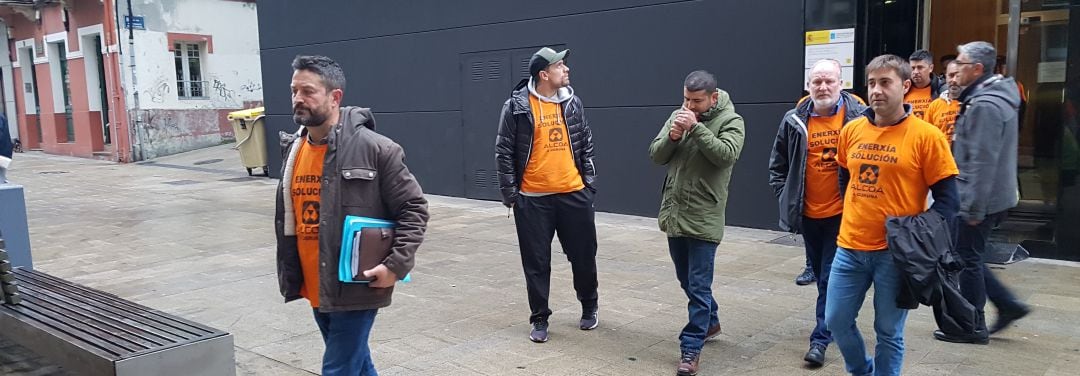 Los trabajadores de Alcoa en A Coruña interponen una ampliación a la denuncia 