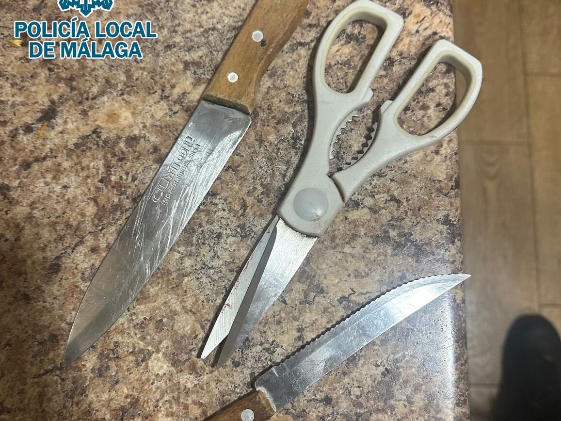 El cuchillo y las tijeras usadas durante la agresión