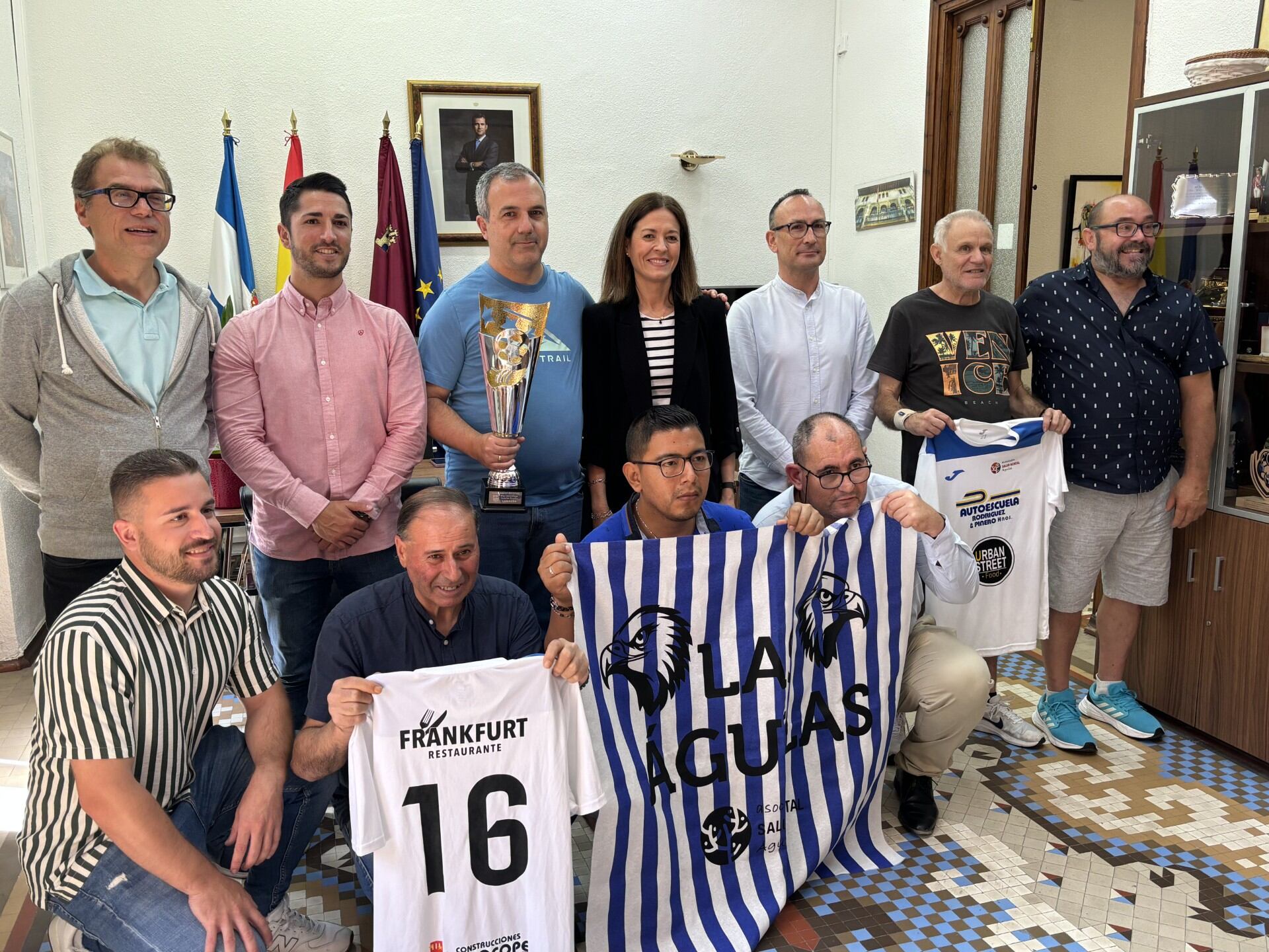 El equipo de Afemac visita el Ayuntamiento de Águilas