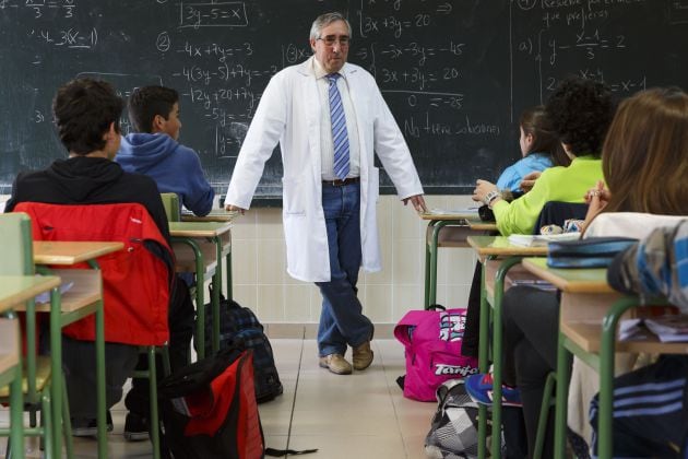 Escuela pública San Pedro y San Felices en Burgos.