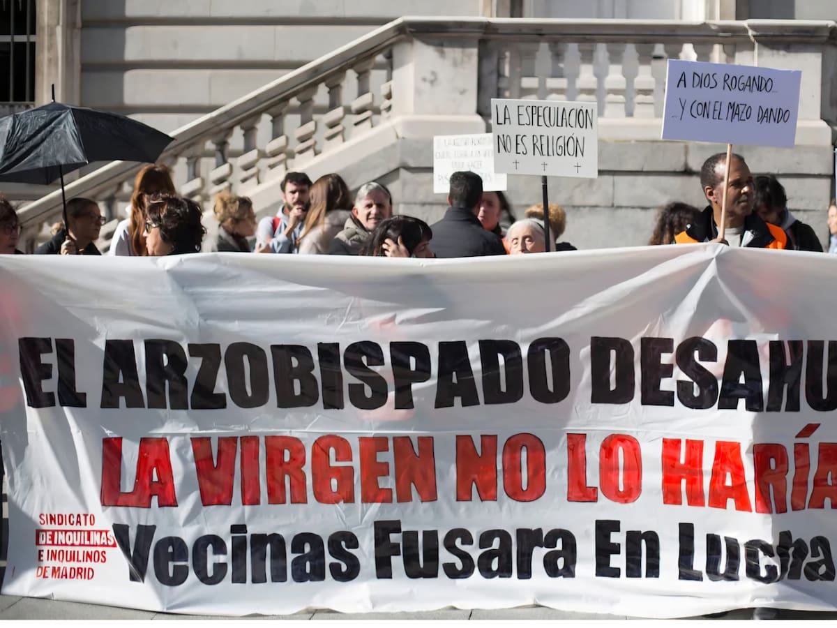 Vecinos de casas vendidas por la Iglesia a un fondo buitre denuncian presiones para no pedir la prórroga del alquiler