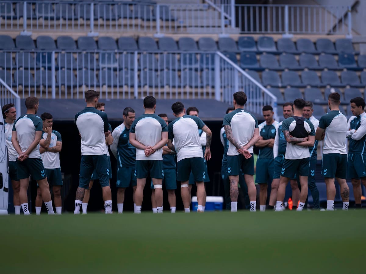 Larrubia avanza, pero aún no se entrena a tope