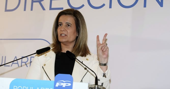 La ministra de Empleo y Seguridad Social, Fátima Báñez, durante su intervención en la clausura del foro &quot;Claves de la política de empleo en la Comunidad Valenciana&quot;