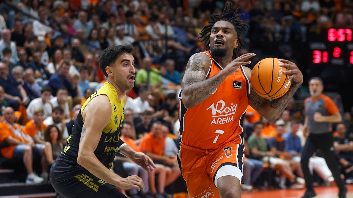 Valencia Basket golpea primero con un recital coral en la Fonteta (83-65)