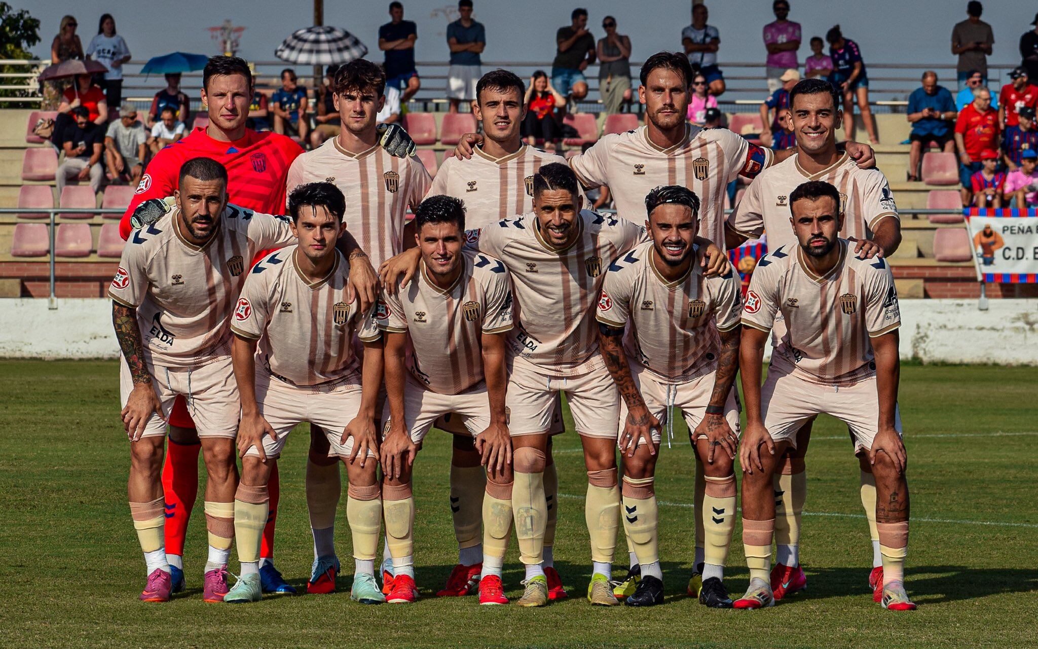 Alineación inicial del C.D. Eldense para medirse al UCAM Murcia C.F.